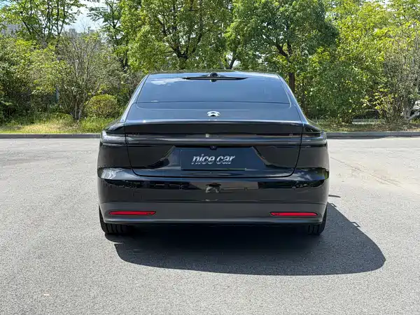 NIO ET7 2022