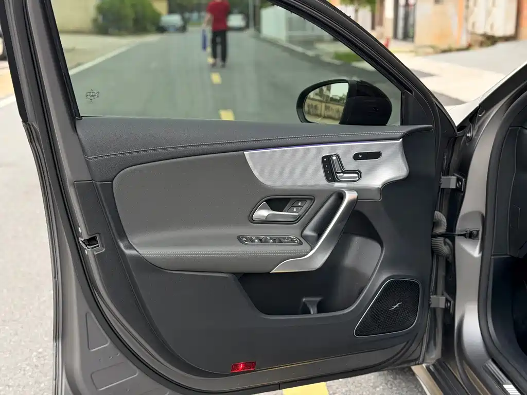 Mercedes-Benz A-Class AMG 2021 — фото 15