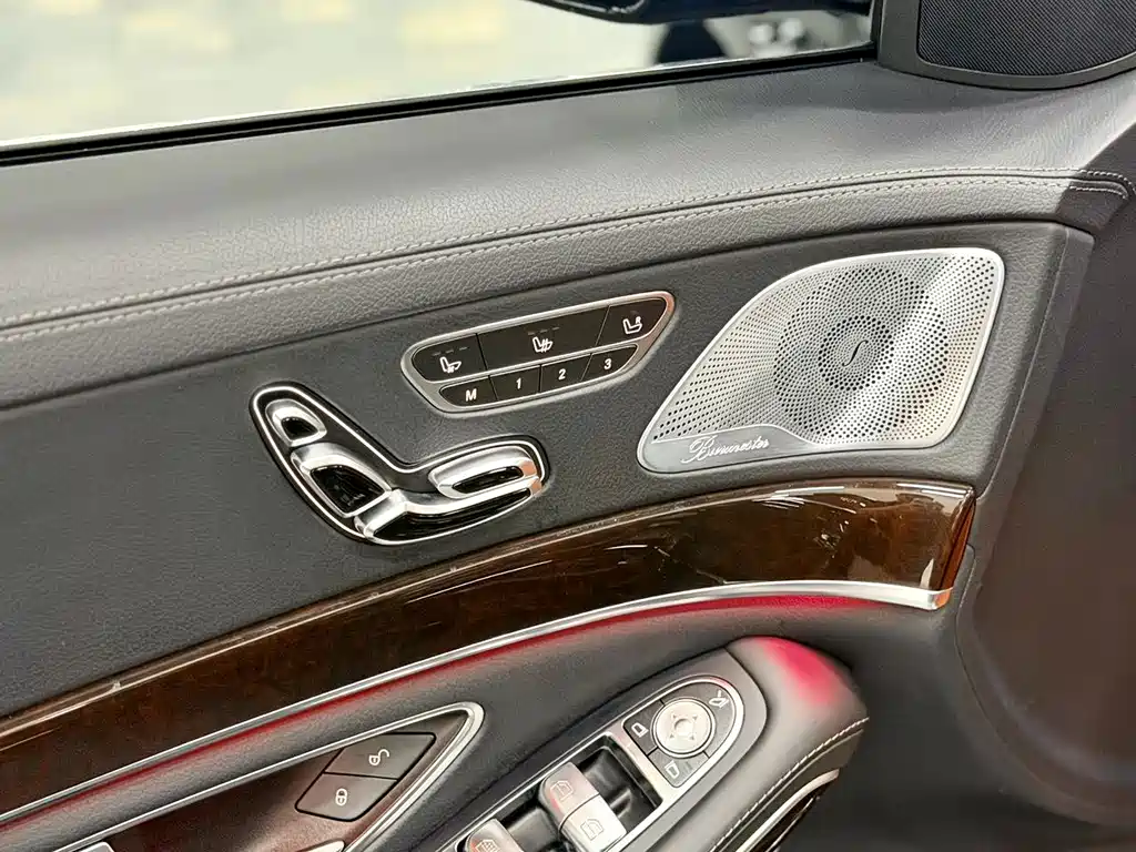 Mercedes-Benz Maybach S-Class 2020 — фото 14