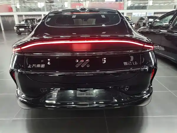 IM Motors L6 2025