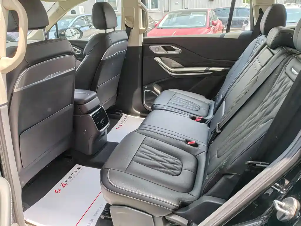 Hongqi HS7 PHEV 2026