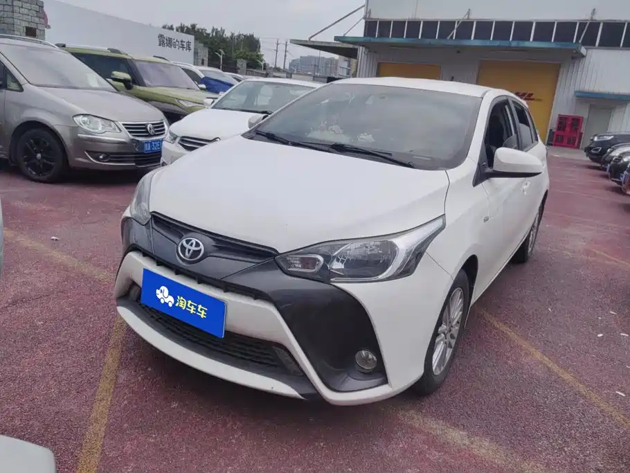 Toyota Yaris L 2017