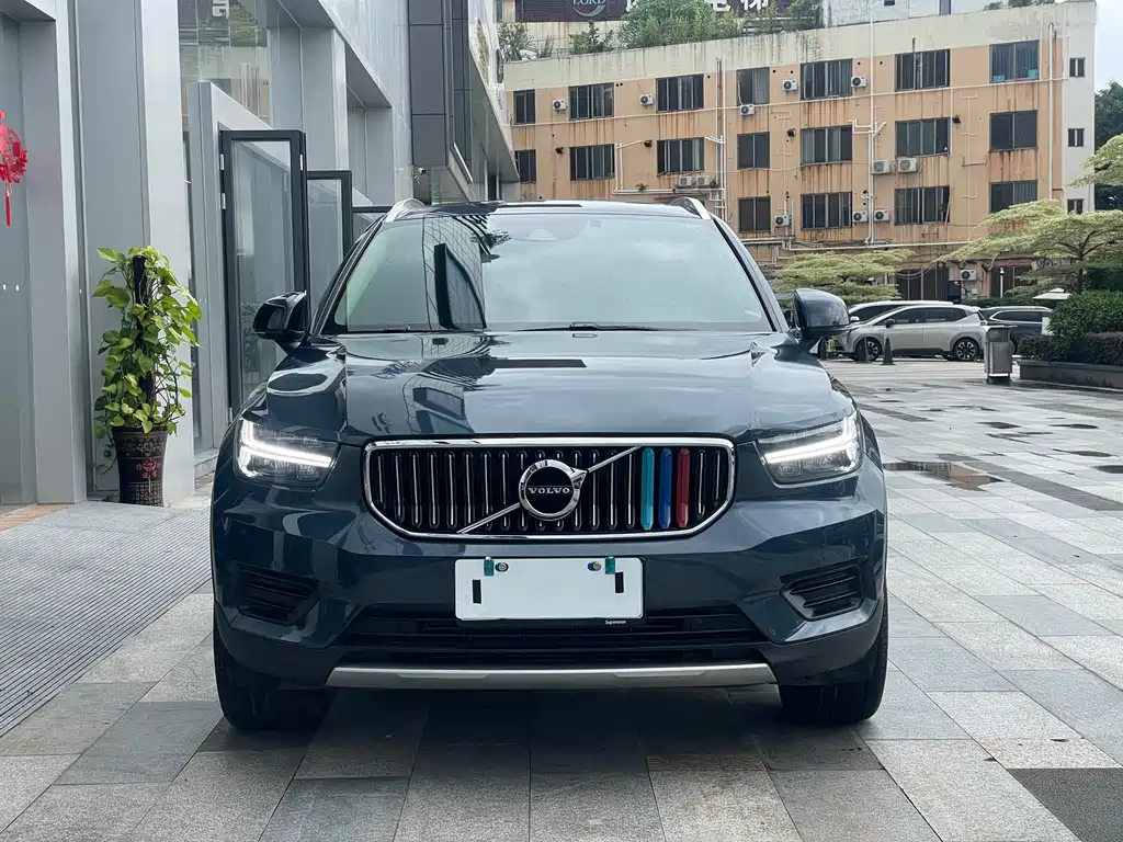 Volvo XC40 2019 — фото 15