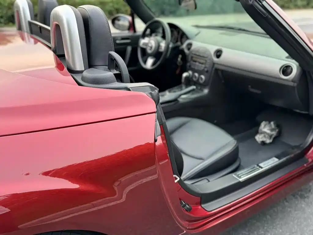 Mazda MX-5 2013 — фото 12