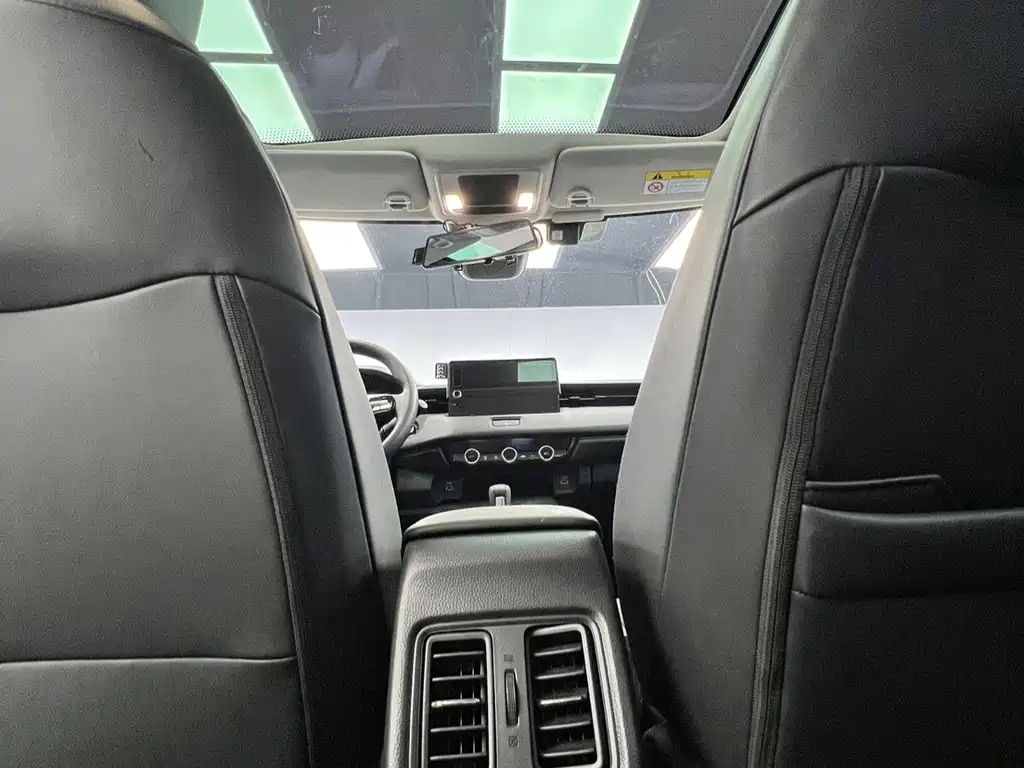 Honda Vezel 2023 — фото 15
