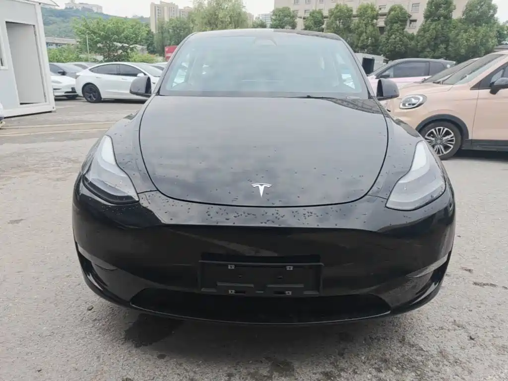 Tesla Model Y 2022 — фото 3