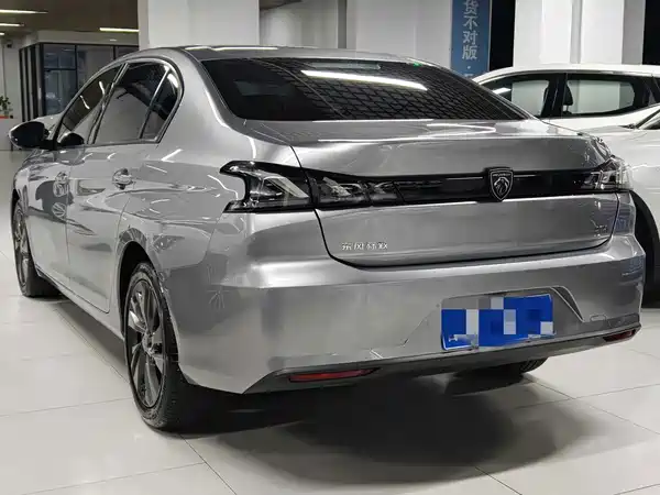 Peugeot 408 2024