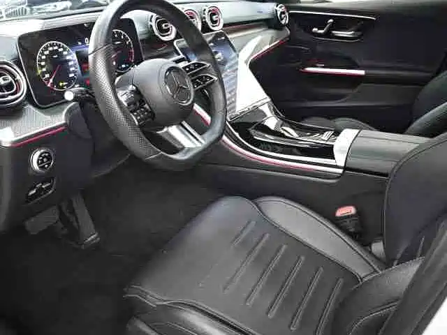 Mercedes-Benz C-Class 2022