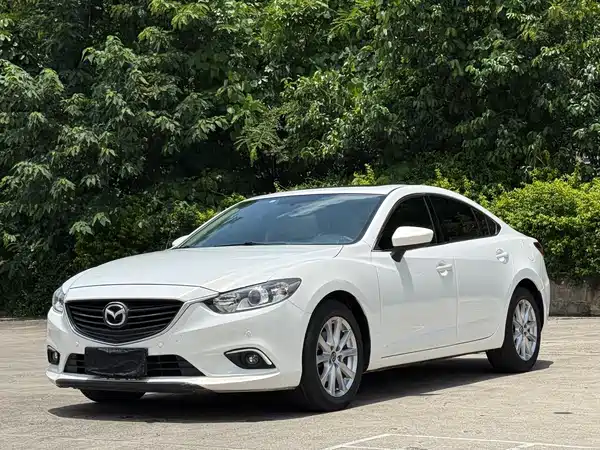Mazda Atenza 2015