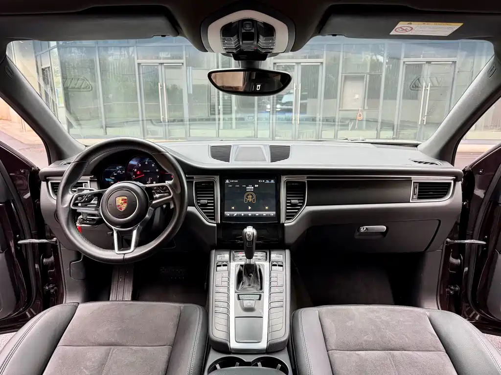 Porsche Macan 2015 — фото 5