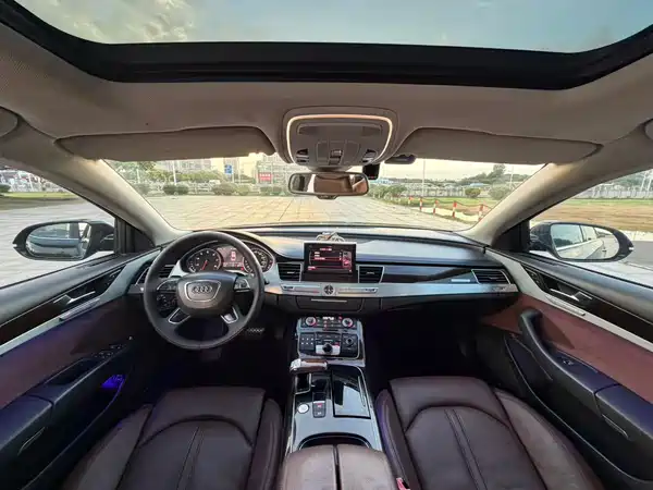 Audi A8 2014