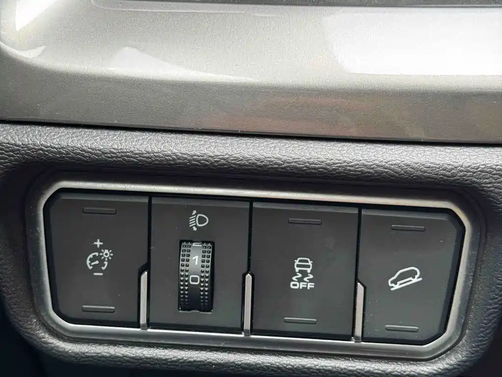 Haval H6 2023 — фото 15