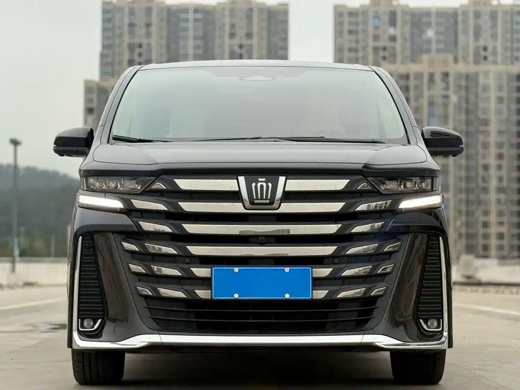 Toyota Vellfire 2024 — фото 2