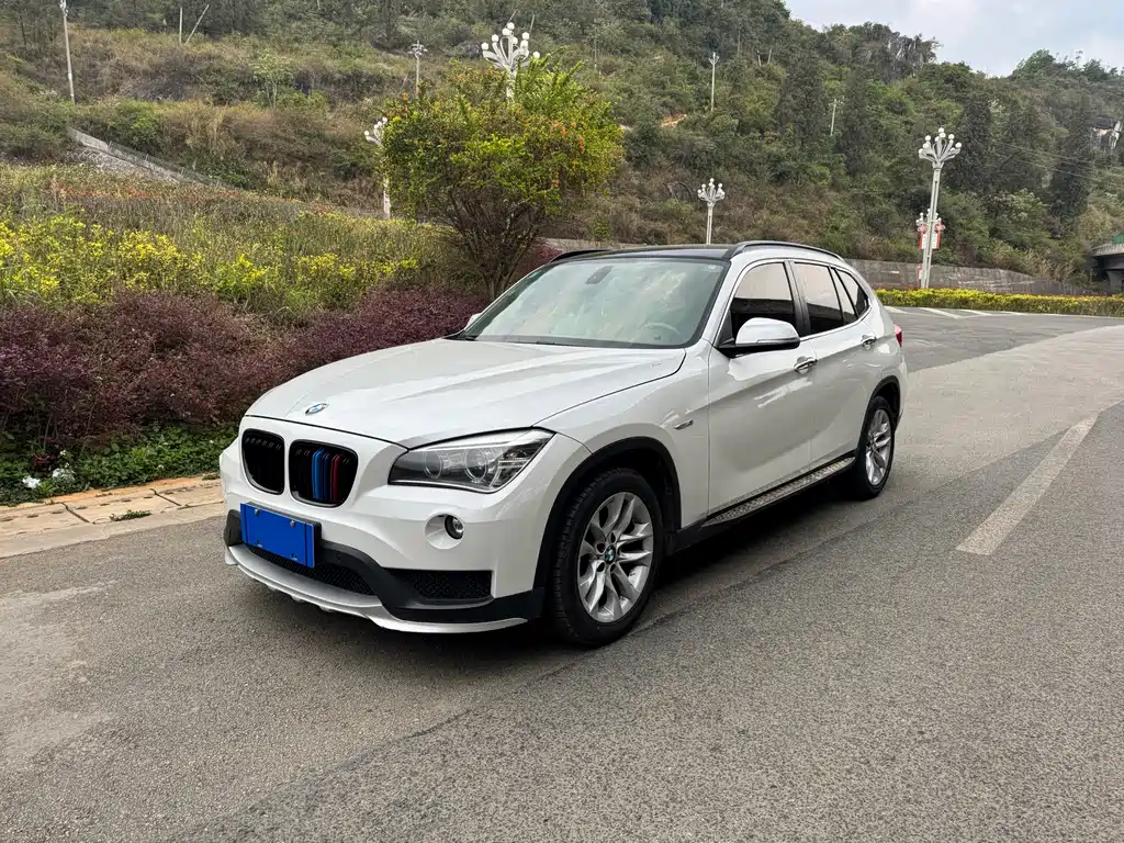 BMW X1 2016 — фото 1