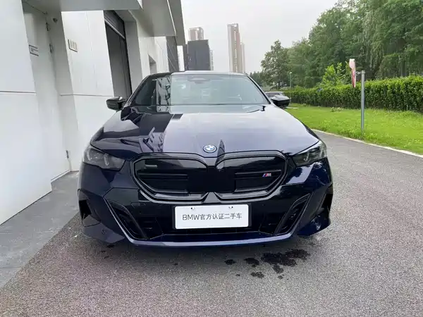 BMW i5 M60 2024