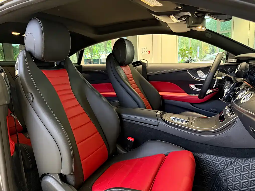 Mercedes-Benz E-Class 2023 — фото 11