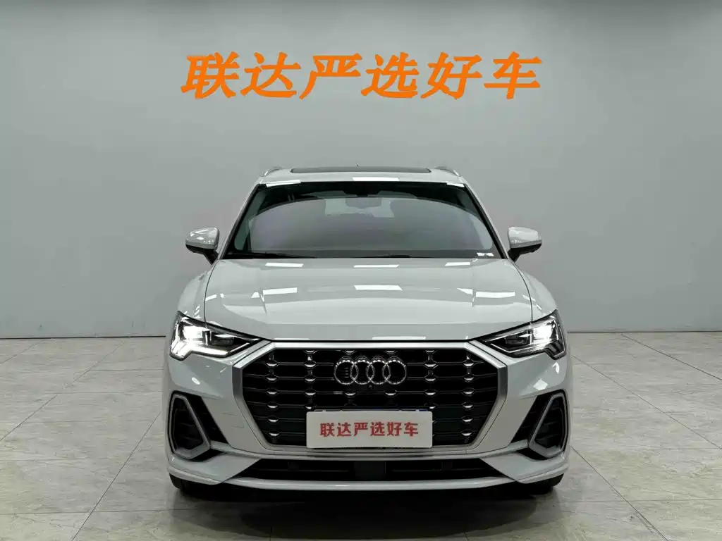 Audi Q3 2023 — фото 22