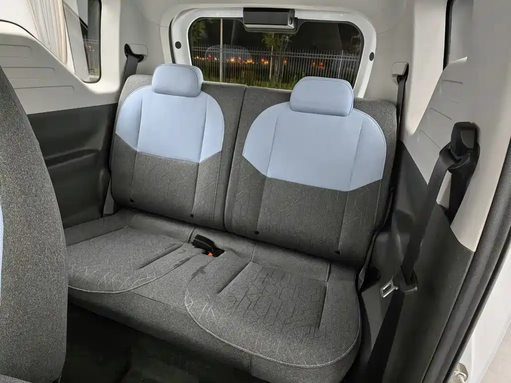 Geely Galaxy Panda 2023 — фото 15