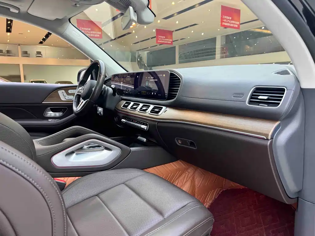 Mercedes-Benz GLE 2020 — фото 19