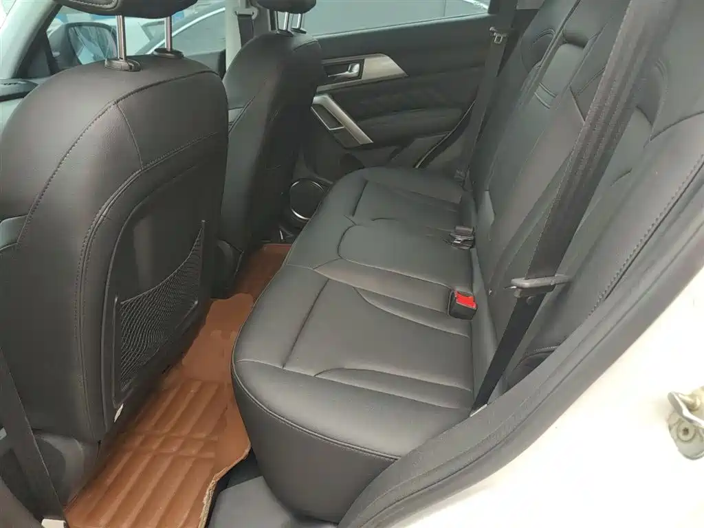 Haval H2 2015 — фото 13