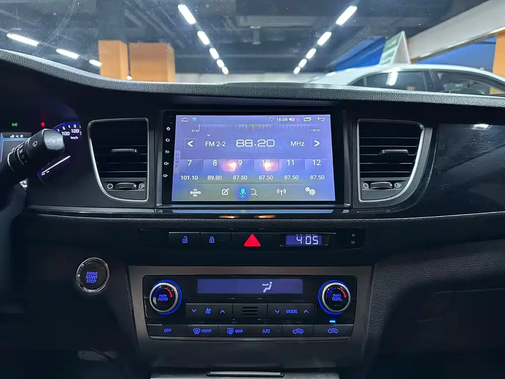 Hyundai Mistra 2014 — фото 11