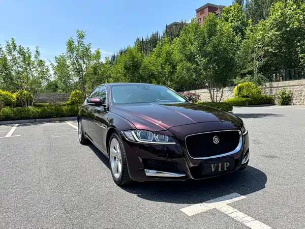 Jaguar XFL 2019
