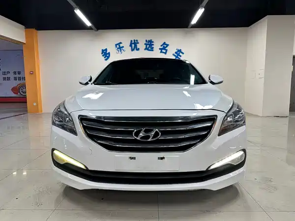 Hyundai Mistra 2014