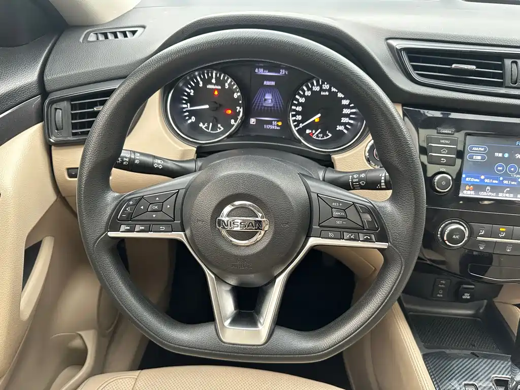 Nissan X-Trail 2018 — фото 17