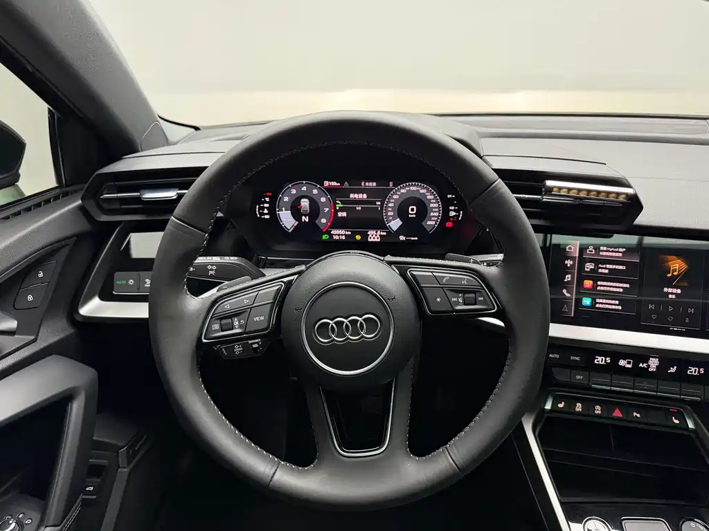 Audi A3 2022 — фото 13