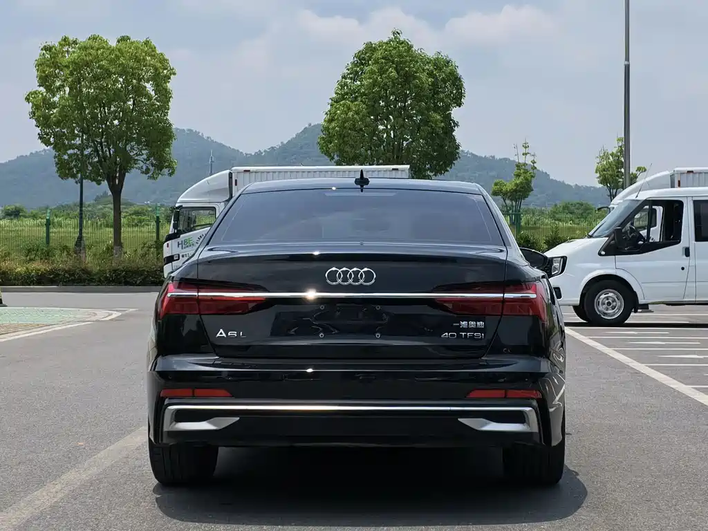 Audi A6L 2023 — фото 14