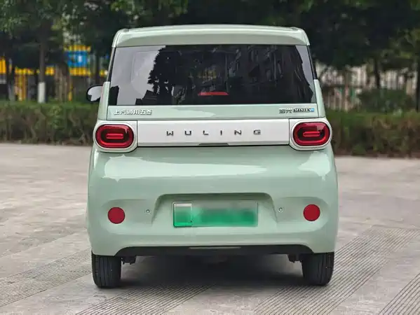Wuling Hongguang MINIEV 2025
