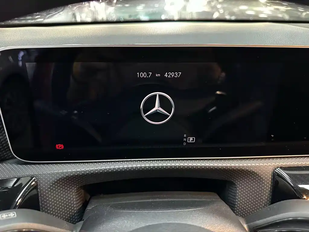 Mercedes-Benz A-Class 2019 — фото 12
