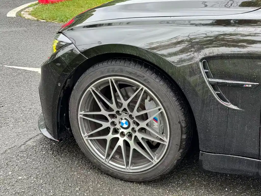 BMW 3 Series 2017 — фото 14