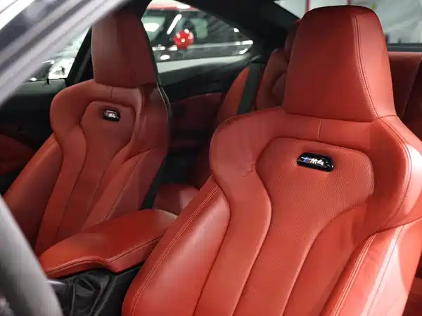 BMW M4 2018