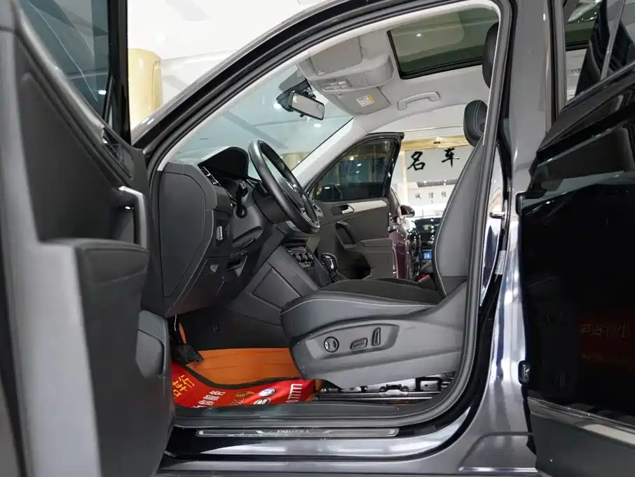 Volkswagen Tiguan L 2020