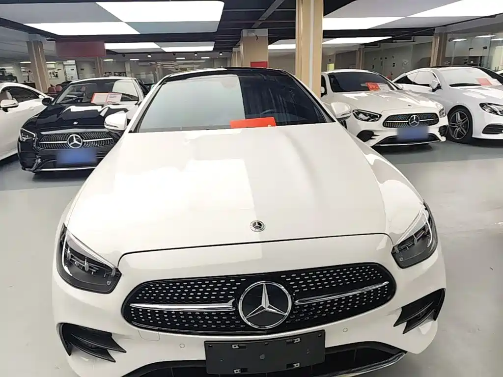 Mercedes-Benz E-Class 2022