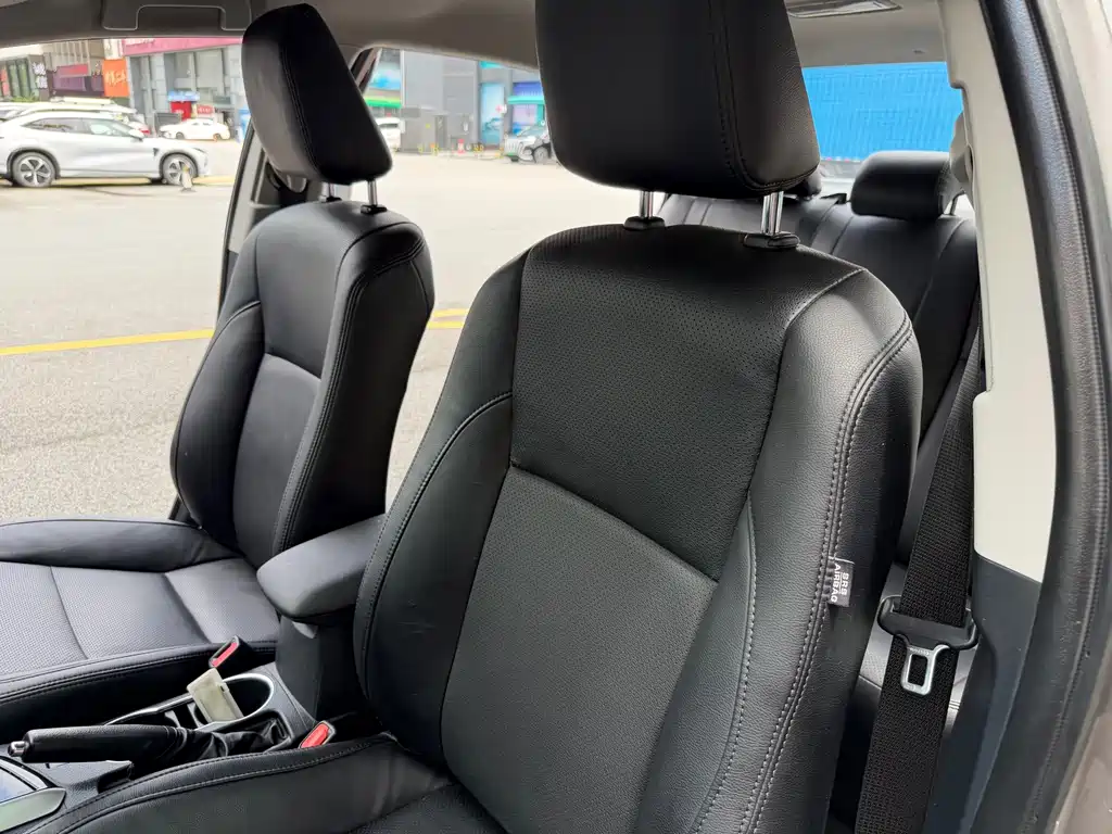 Toyota Corolla 2019 — фото 29