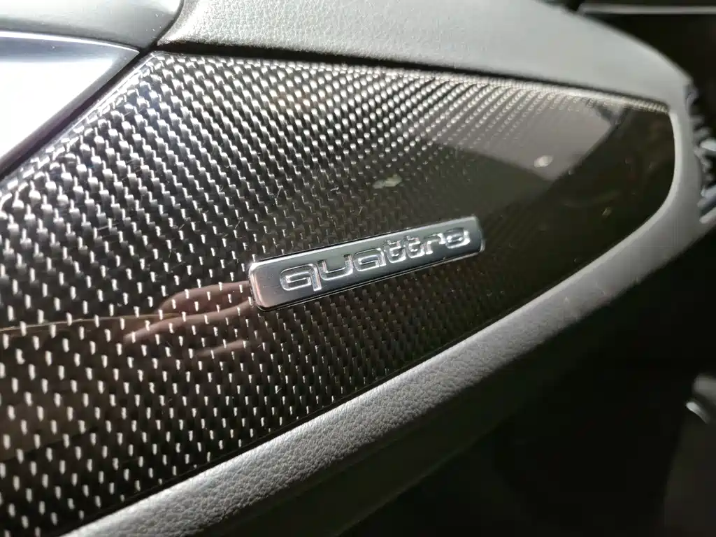 Audi S6 2015 — фото 13