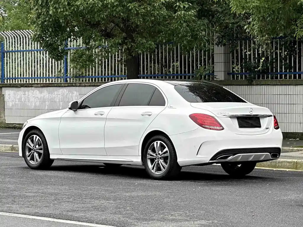 Mercedes-Benz C-Class 2017