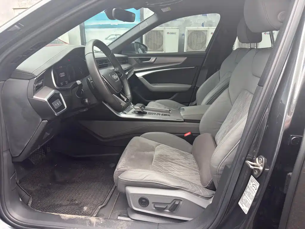 Audi A6L 2021
