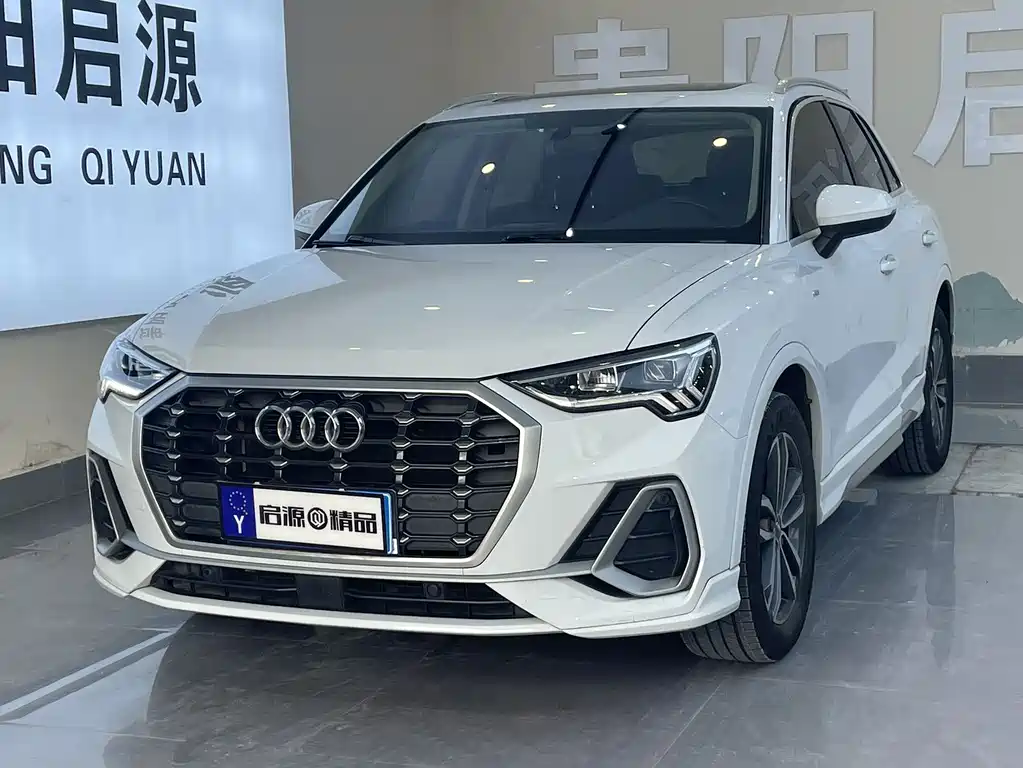 Audi Q3 2021