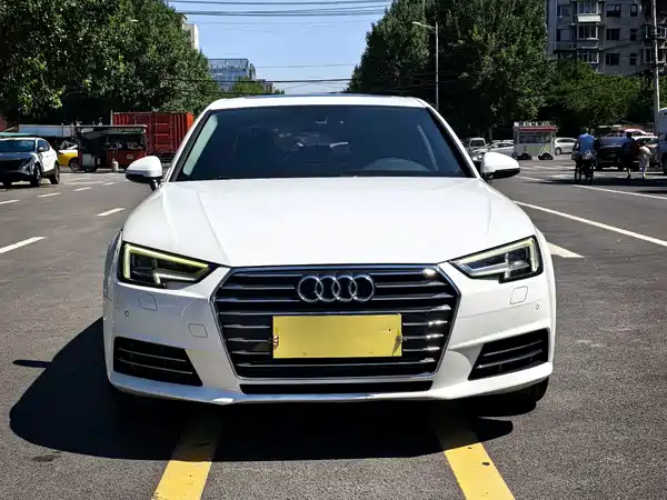 Audi A4L 2018