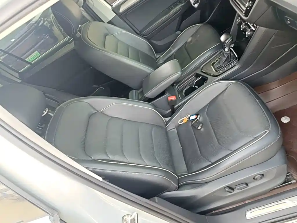 Volkswagen Tiguan L 2017 — фото 25