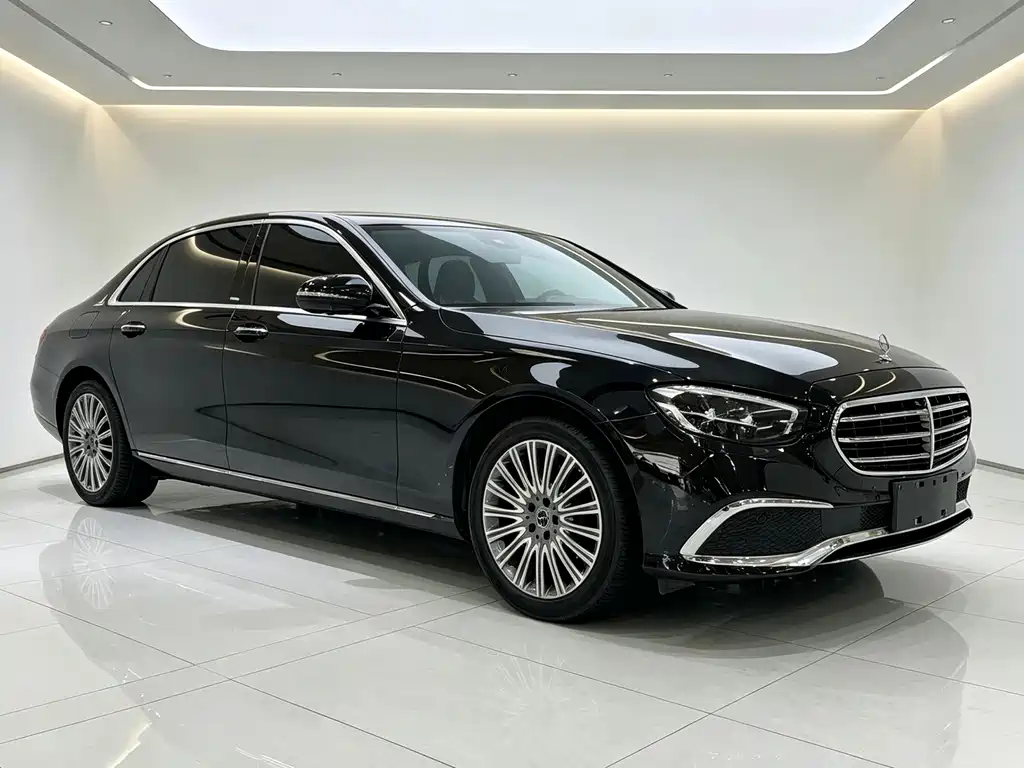 Mercedes-Benz E-Class 2021 — фото 3