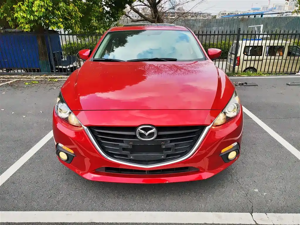Mazda 3 Axela 2015 — фото 3