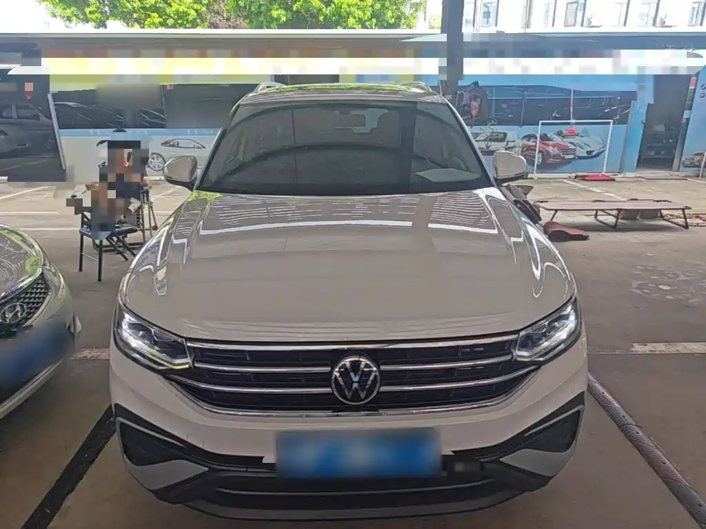 Volkswagen Tiguan L 2022