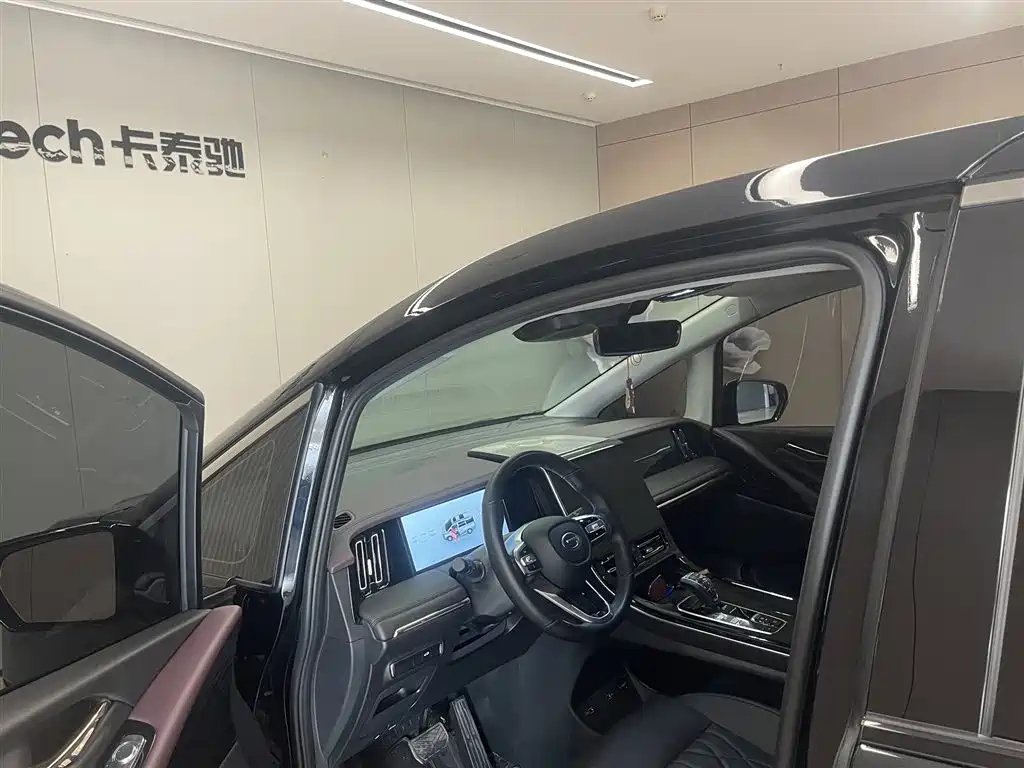 GAC Motor Trumpchi M8 2025 — фото 22