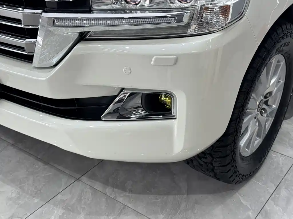 Toyota Land Cruiser 2019 — фото 4