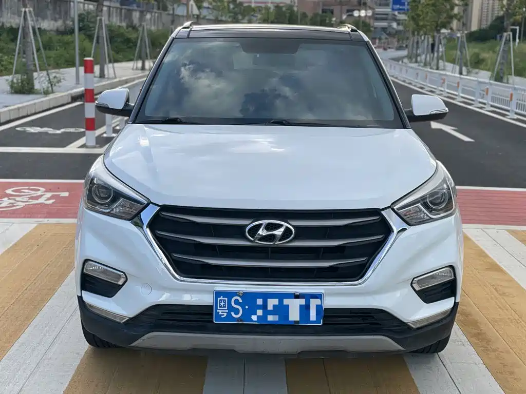 Hyundai ix25 2018 — фото 12