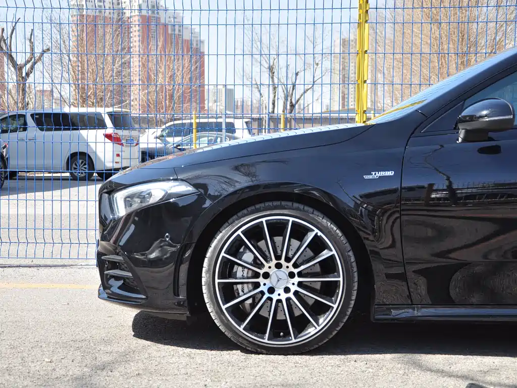 Mercedes-Benz A-Class AMG 2021 — фото 6
